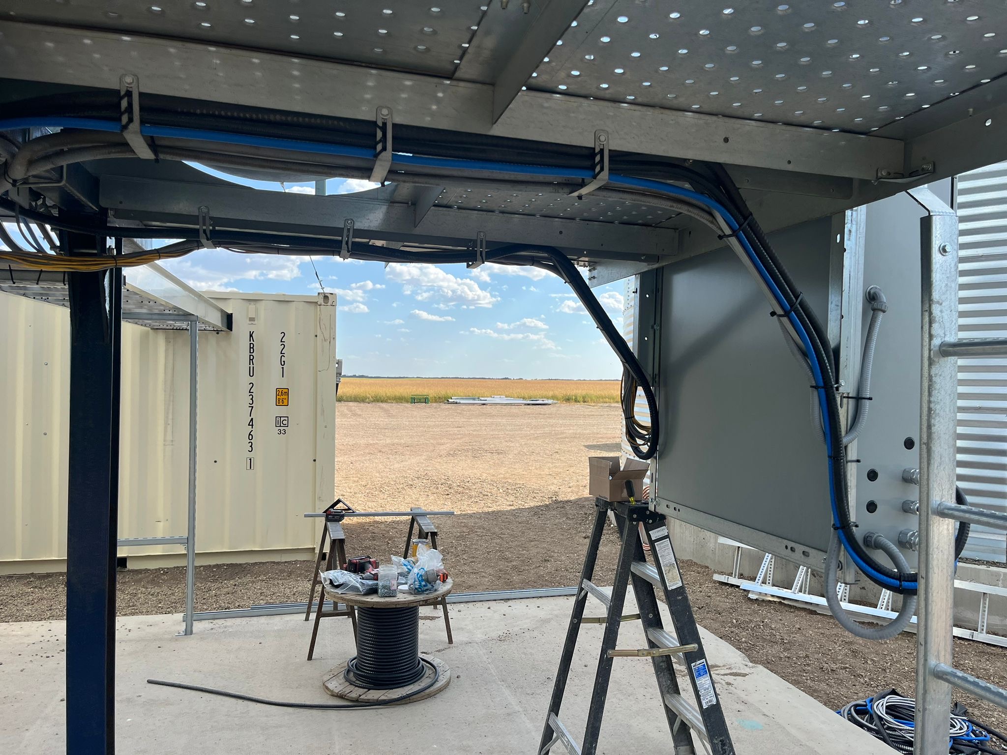 37e90c52-a015-4400-83ba-e90e49513415